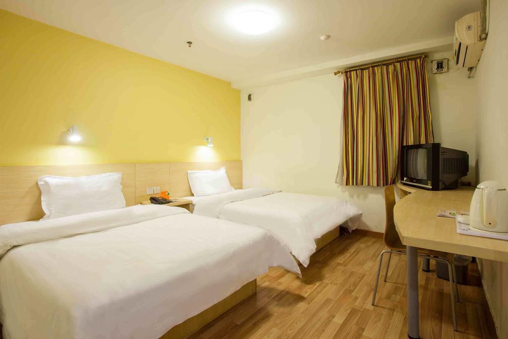 7Days Inn Chengdu Shuangliu Airport Taqiao Road Room photo